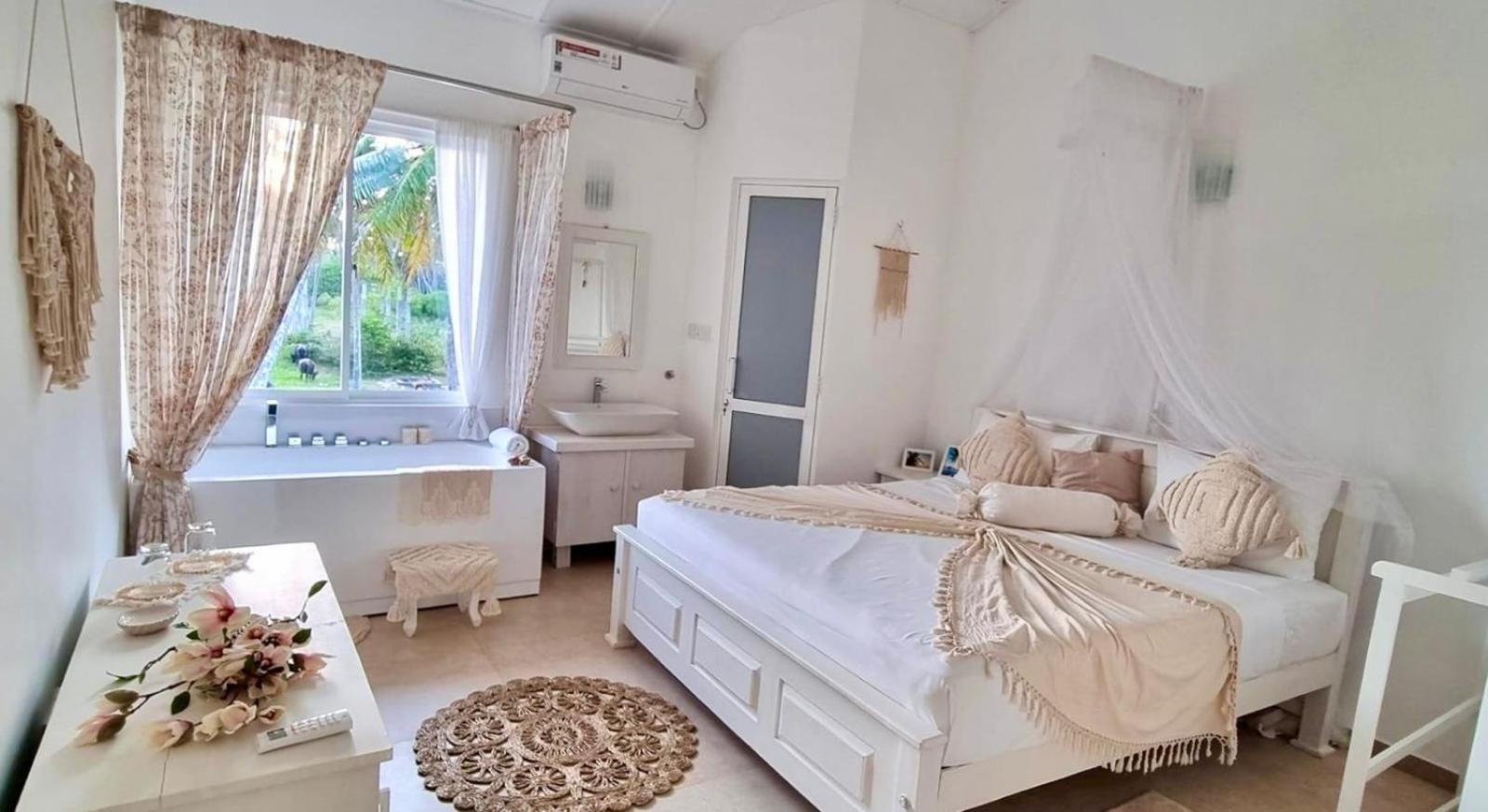 Golden Beach Paradise Tangalle Exterior photo